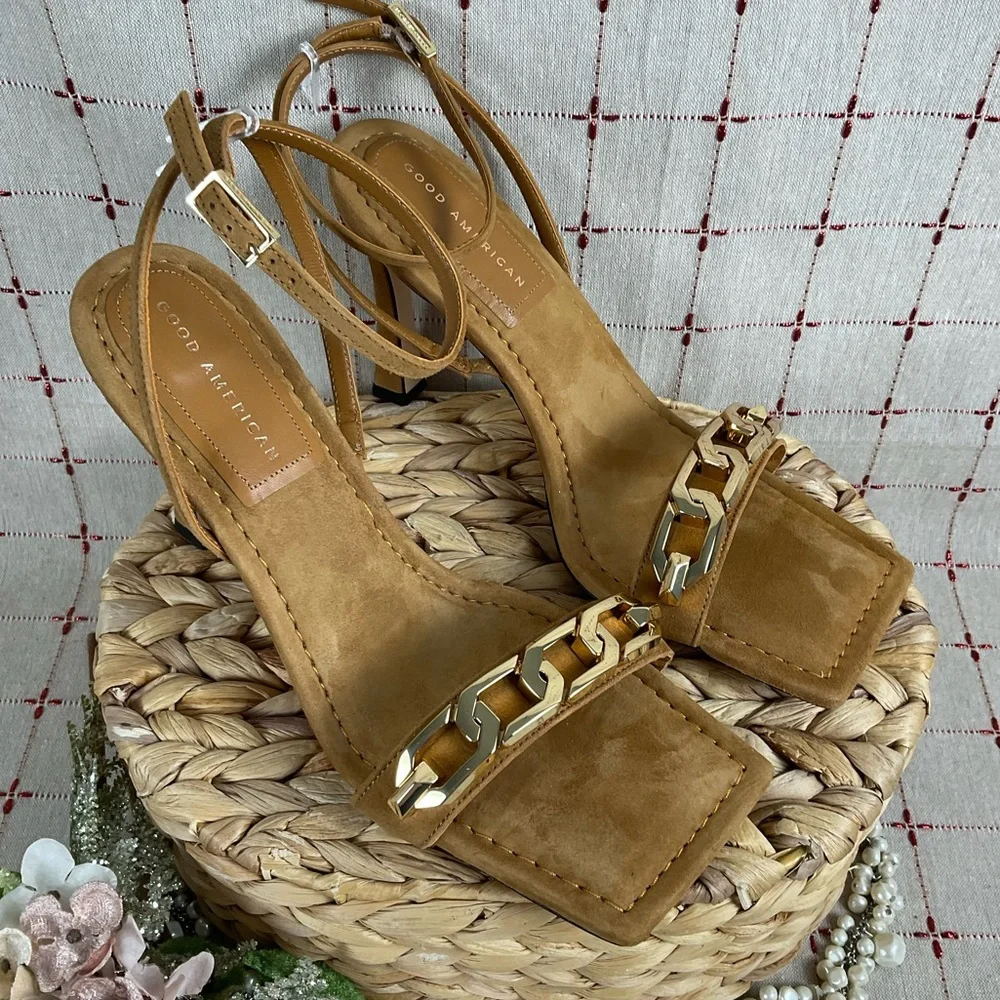 Good American Suede Single Strap Chain Heeled Sandals Amber Brown Sz 11 New - Picture 4 of 12